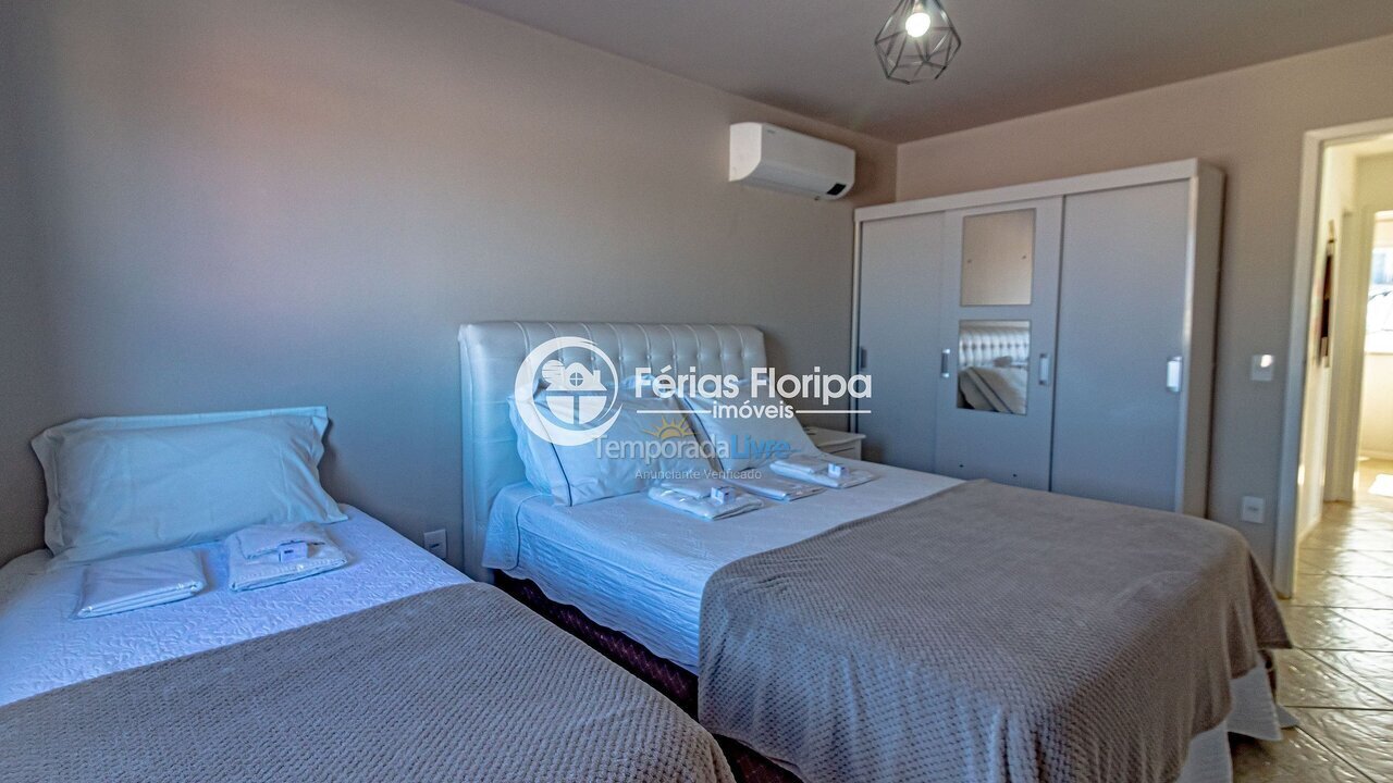 House for vacation rental in Florianopolis (Campeche)