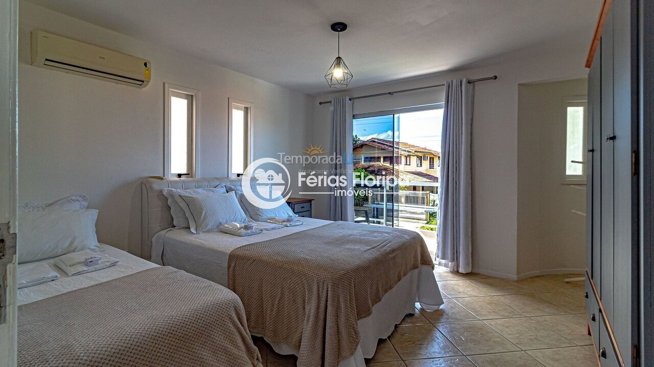 House for vacation rental in Florianopolis (Campeche)