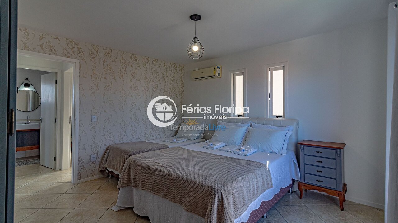House for vacation rental in Florianopolis (Campeche)