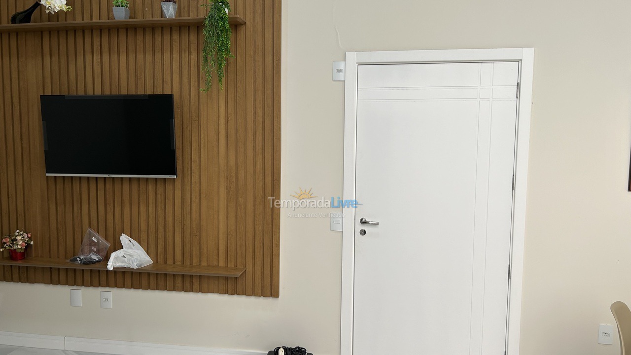 Apartamento para aluguel de temporada em Bombinhas (Praia de Bombas)