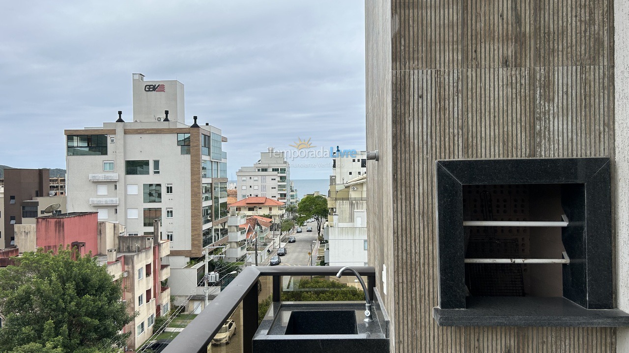 Apartamento para aluguel de temporada em Bombinhas (Praia de Bombas)