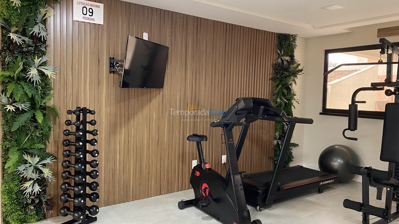 Apartamento para aluguel de temporada em Bombinhas (Praia de Bombas)