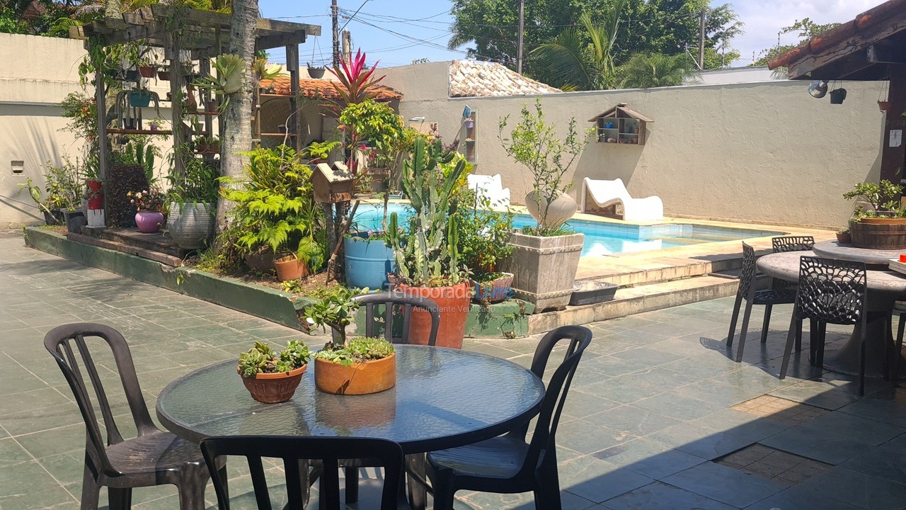 Casa para aluguel de temporada em Guarujá (Praia do Pernambuco)