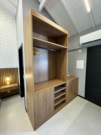 Apartamento Studio novo e completo! 900m da Vila!