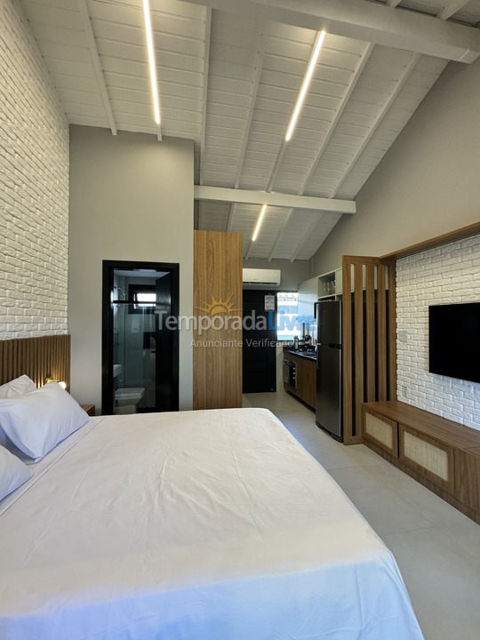 Apartamento para aluguel de temporada em Mata de São João (Praia do Forte)