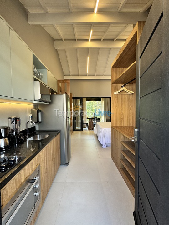 Apartamento para aluguel de temporada em Mata de São João (Praia do Forte)