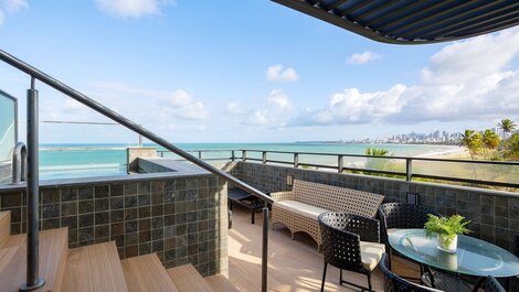 Alta Garden - Piscina e vista mar por Carpediem