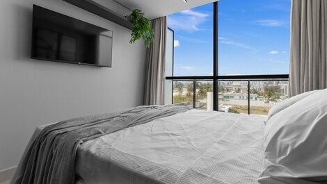 Alta Garden - Varanda e vista cidade por Carpediem