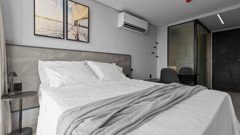 Alta Garden - Varanda e vista cidade por Carpediem