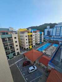 Apartamento Praia Grande en Ubatuba 🏄Está a 80 metros de la playa🏂