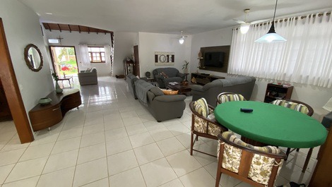 House in Riviera de São Lourenço