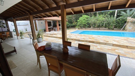 House in Riviera de São Lourenço