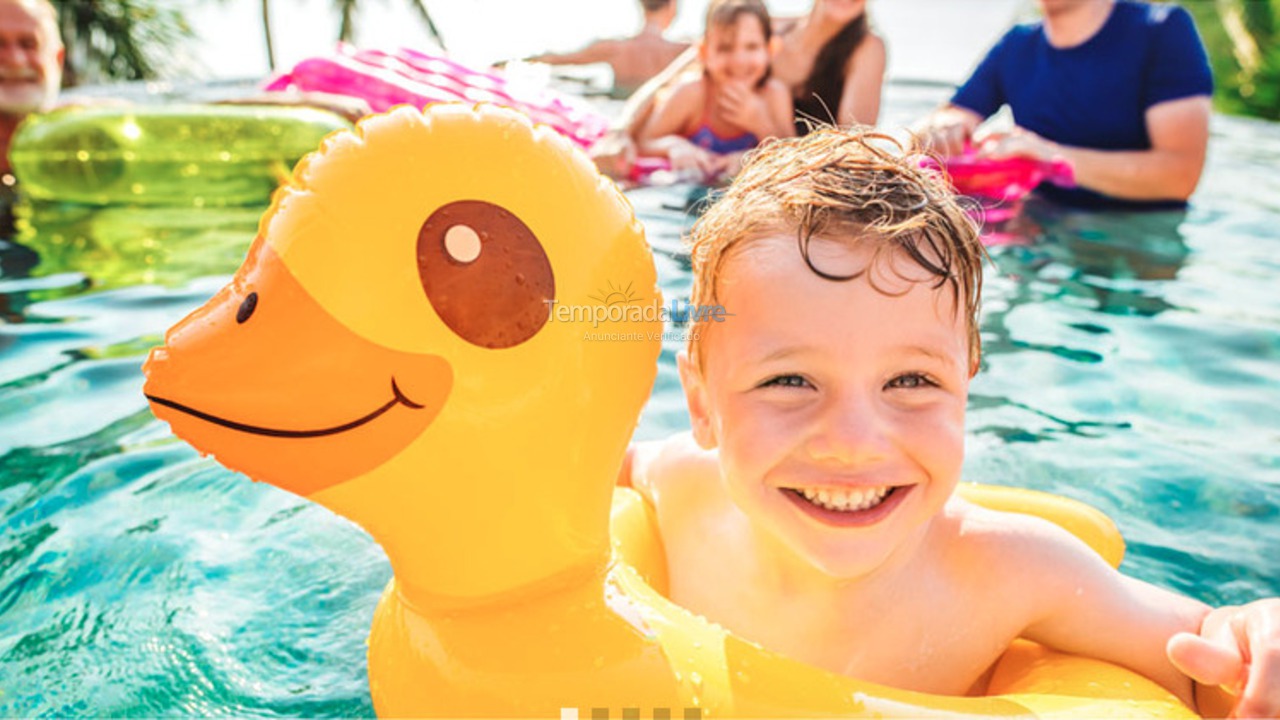 Apartamento para aluguel de temporada em Guarujá (Pitangueiras)