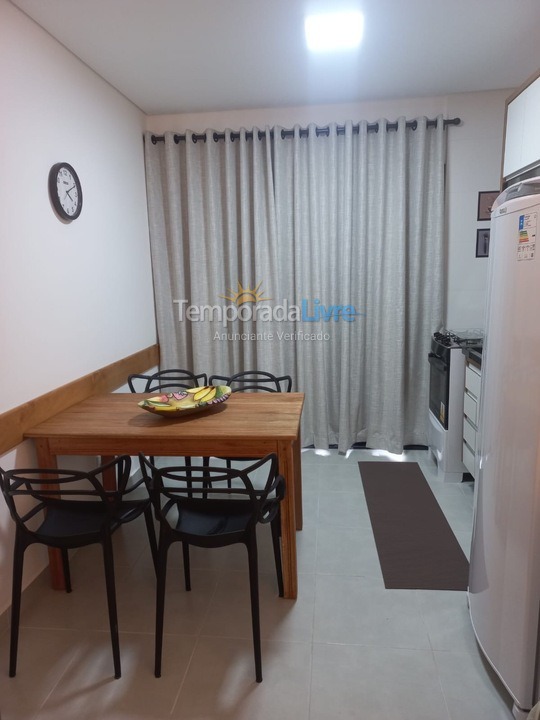 Apartamento para aluguel de temporada em Ubatuba (Itaguá)