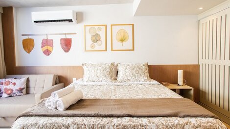 Setai Yacht #503 - Quadruple Flat by Carpediem