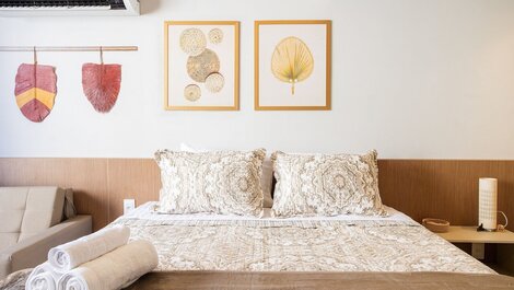 Setai Yacht #503 - Quadruple Flat by Carpediem