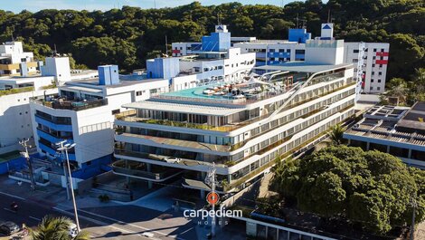 Setai Yacht #503 - Quadruple Flat by Carpediem