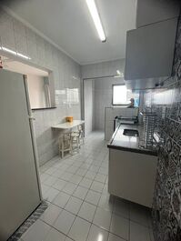 APARTAMENTO 6 PESSOAS PÉ NA AREIA MARACANÃ- PRAIA GRANDE