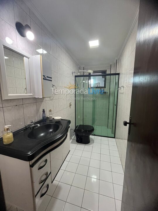 Apartamento para aluguel de temporada em Praia Grande (Maracanã)