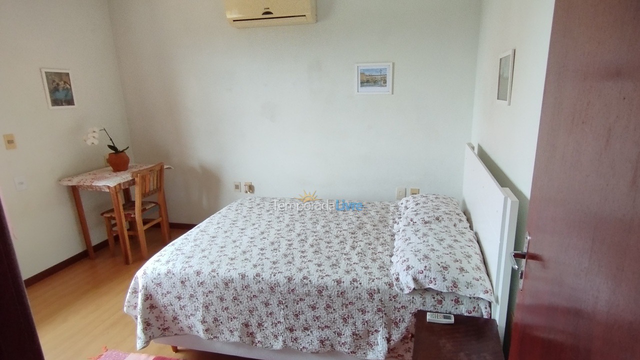 Casa para alquiler de vacaciones em Florianopolis (Campeche)