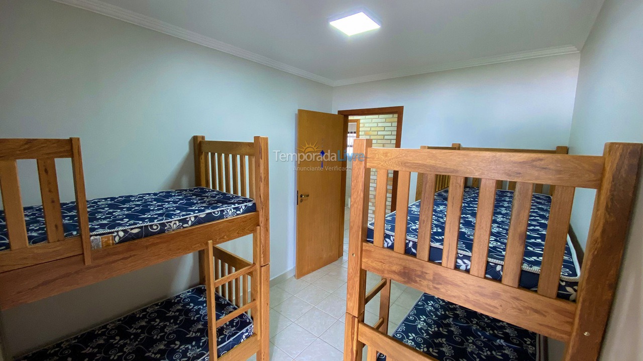 Casa para alquiler de vacaciones em Governador Celso Ramos (Praia de Palmas)