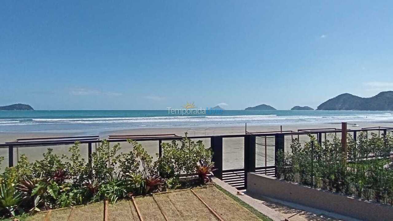 Casa para alquiler de vacaciones em São Sebastião (Praia da Baleia)