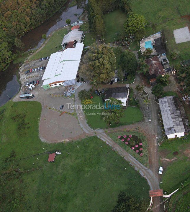 Chácara / sítio para aluguel de temporada em Mogi das Cruzes (Biritiba Ussu)