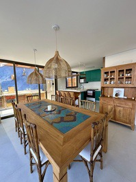 Residencia de Alto Estándar en Condominio en Playa Juquehy