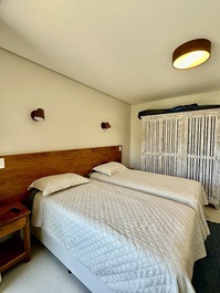 Residencia de Alto Estándar en Condominio en Playa Juquehy