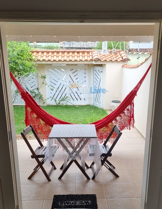 Casa para aluguel de temporada em Peruíbe (Belmira Novaes Ruinas)