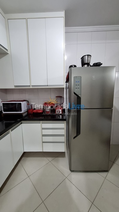 Casa para aluguel de temporada em Peruíbe (Belmira Novaes Ruinas)