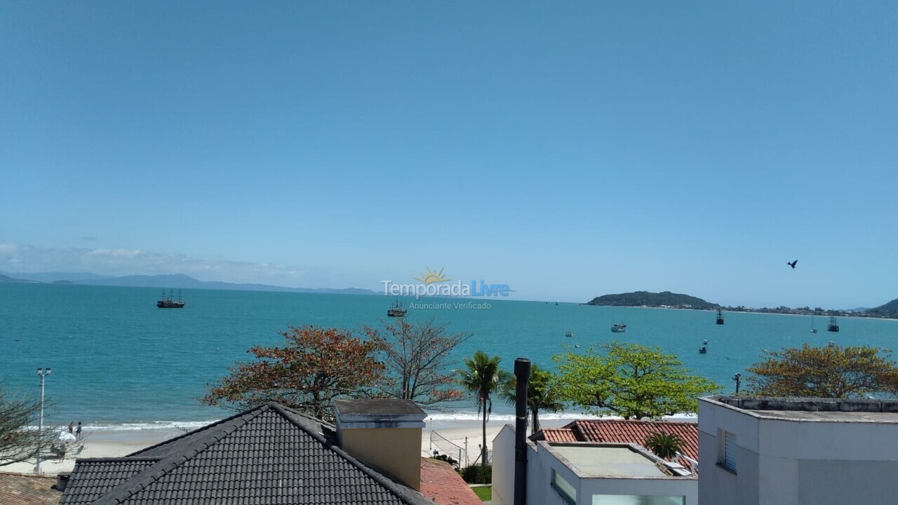 Apartamento para aluguel de temporada em Florianópolis (Cachoeira do Bom Jesus)