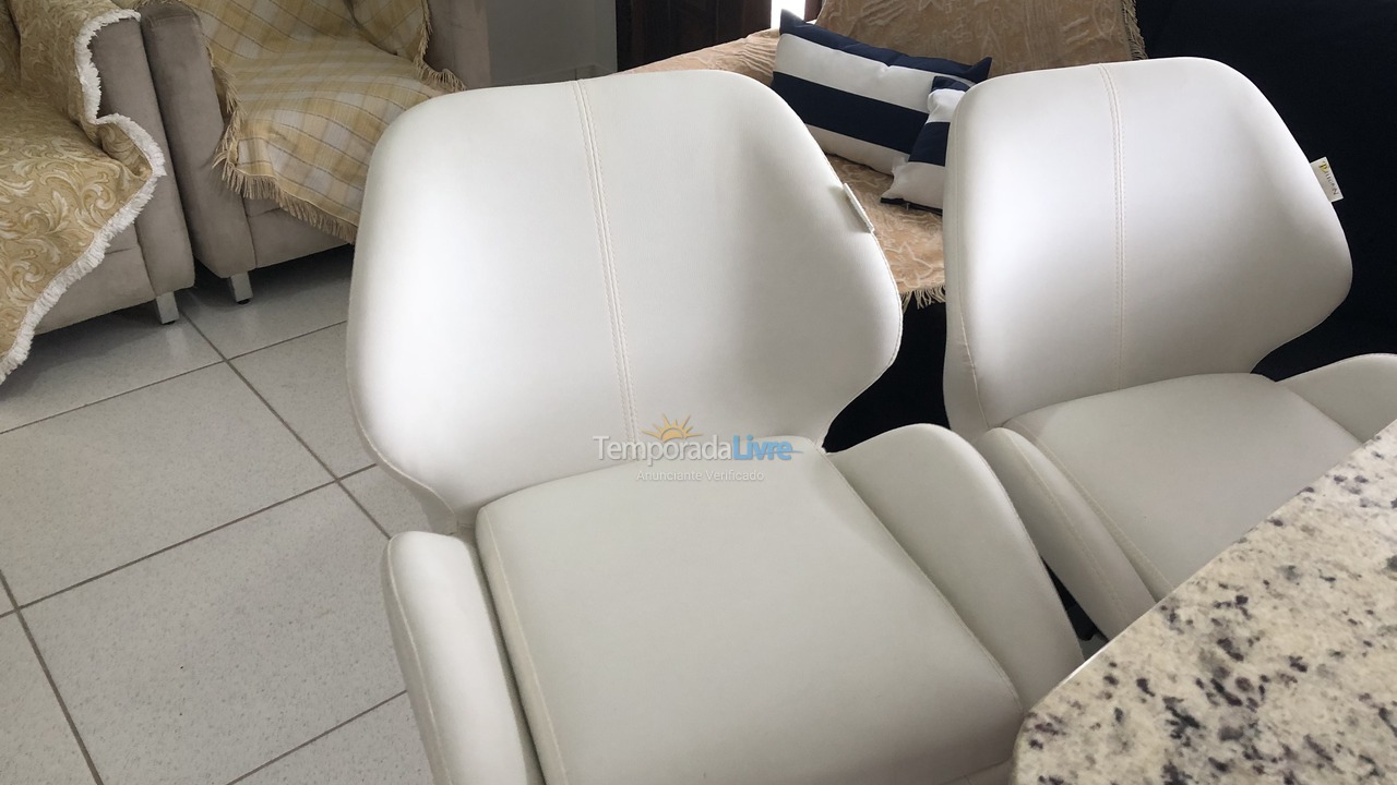 Casa para aluguel de temporada em Guaratuba (Balneário Eliane)