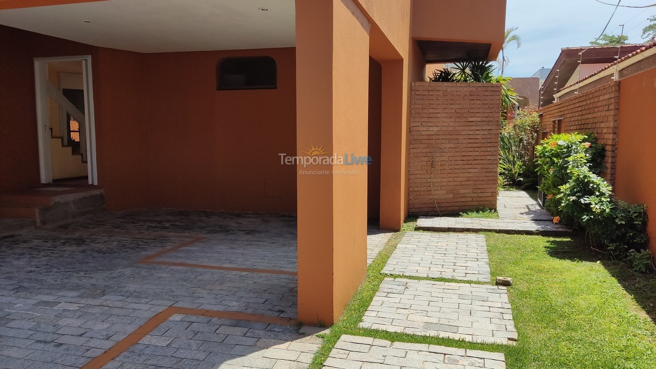 Casa para alquiler de vacaciones em Guarujá (Praia do Pernambuco)