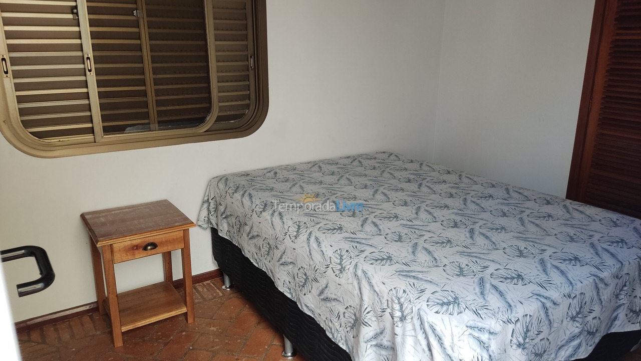 Casa para alquiler de vacaciones em Guarujá (Praia do Pernambuco)