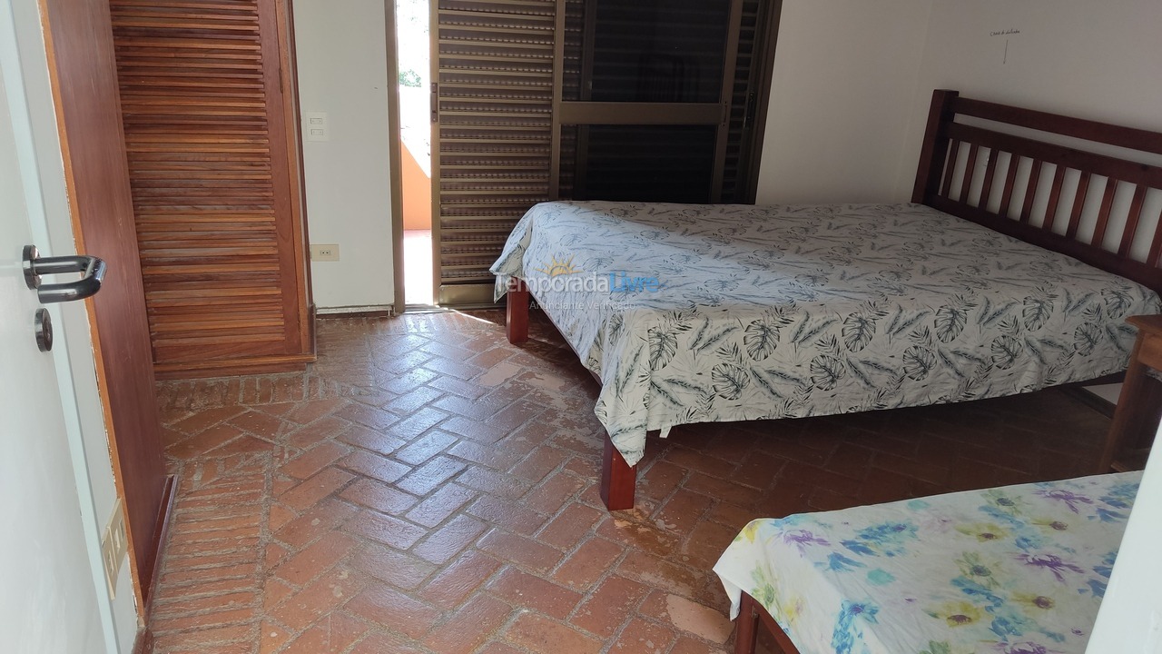 Casa para alquiler de vacaciones em Guarujá (Praia do Pernambuco)