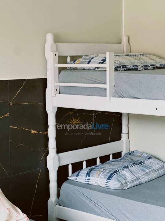 Casa para aluguel de temporada em São Francisco do Sul (Prainha)