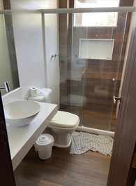 Excelente casa para alugar com 4/4 e 4 suites