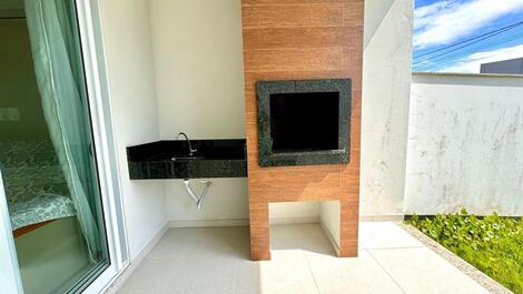 Casa adosada con 2 suites a 150 metros de la playa de Canto Grande