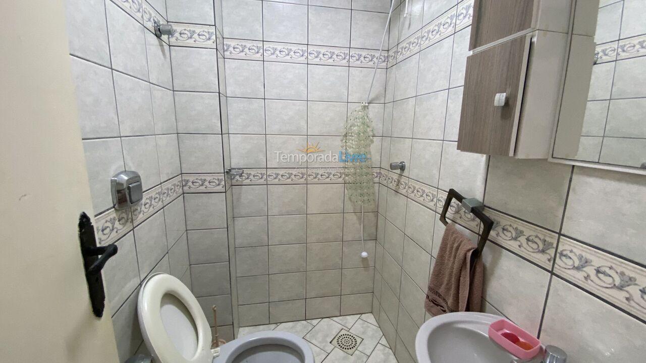 Apartamento para alquiler de vacaciones em Bombinhas (Praia de Bombas)