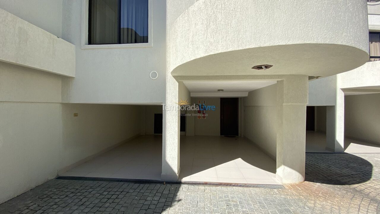 Apartamento para alquiler de vacaciones em Bombinhas (Praia de Bombas)