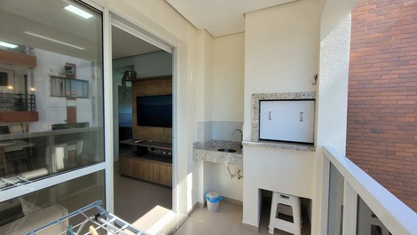 ACONCHEGANTE APARTAMENTO 2 SUITES HÁ 150M DA PRAIA