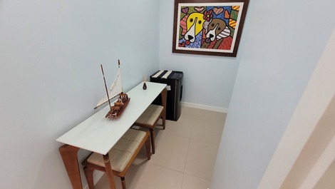 ACONCHEGANTE APARTAMENTO 2 SUITES HÁ 150M DA PRAIA