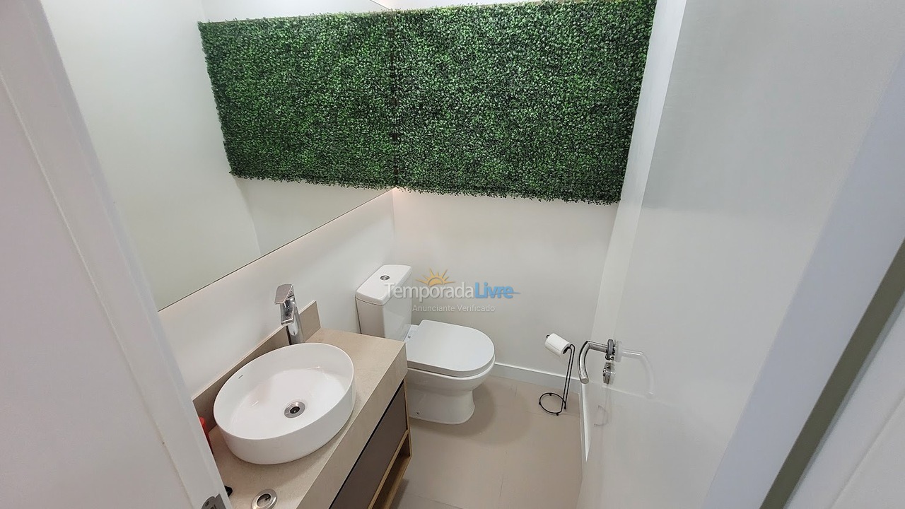 Apartamento para aluguel de temporada em Florianopolis (Canasvieiras)