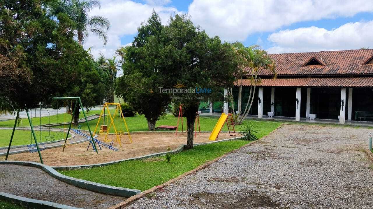 Granja para alquiler de vacaciones em Ibiúna (Condominio West Lake)