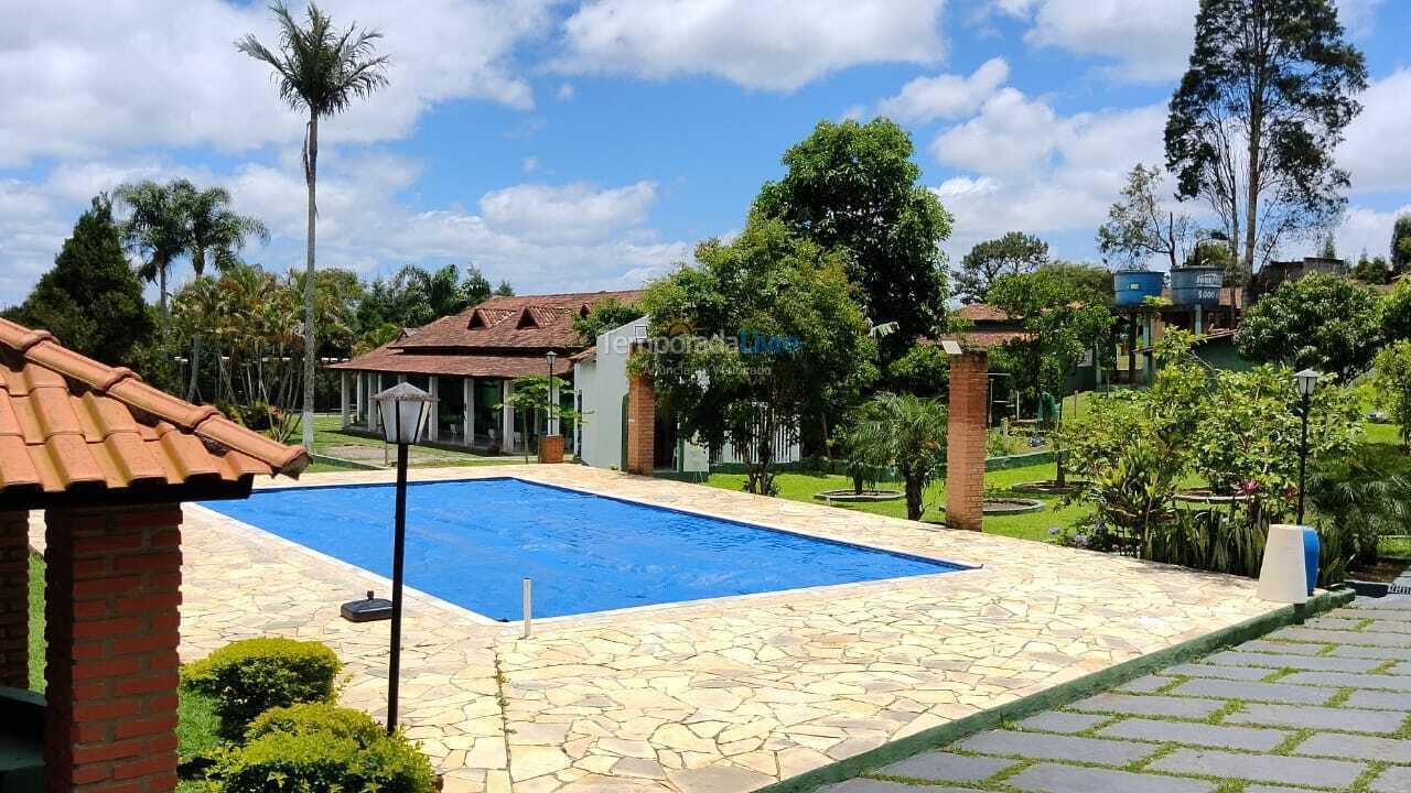 Granja para alquiler de vacaciones em Ibiúna (Condominio West Lake)
