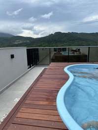 Luxury Penthouse with 3 suites, private pool, Gov.Celso Ramos, SC