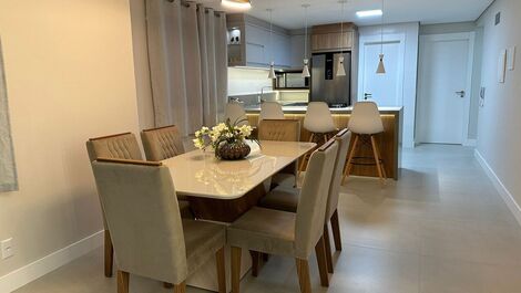 Luxury Penthouse with 3 suites, private pool, Gov.Celso Ramos, SC