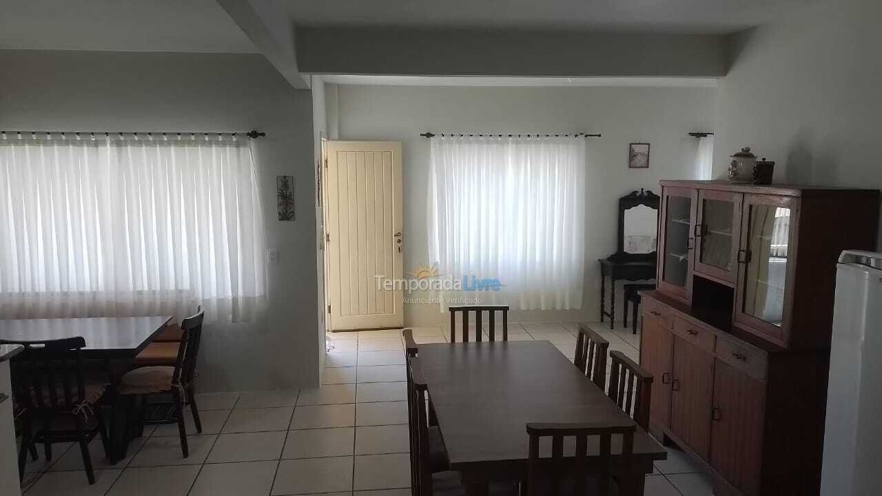 Casa para alquiler de vacaciones em Barra Velha (Centro)