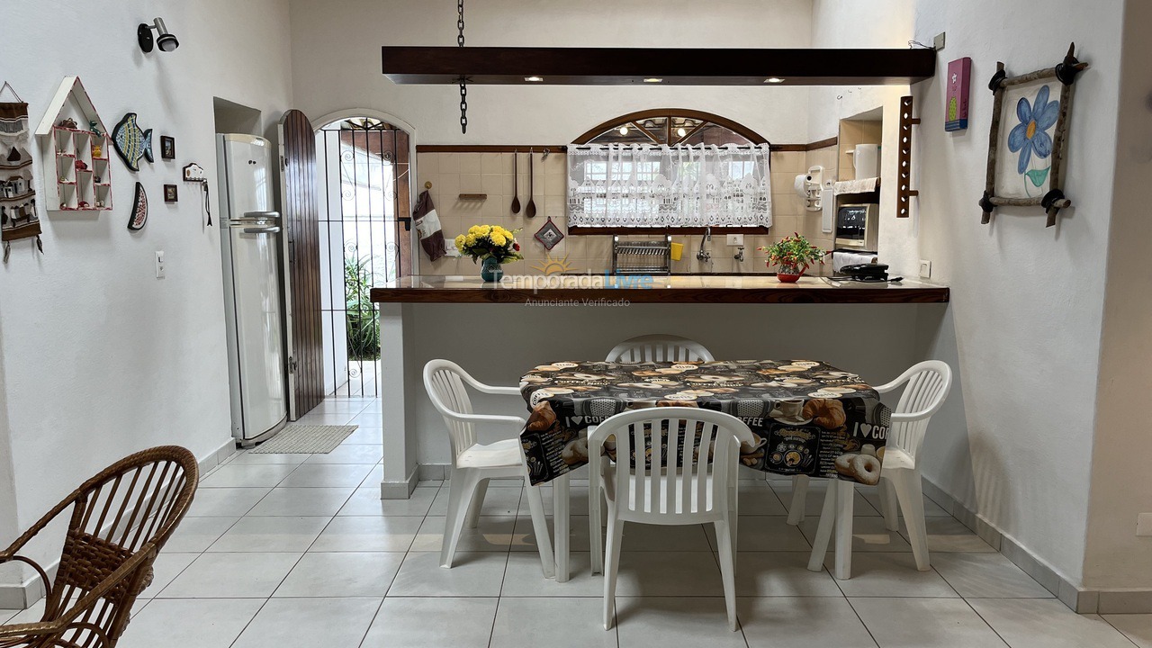 House for vacation rental in Ubatuba (Praia Enseada)